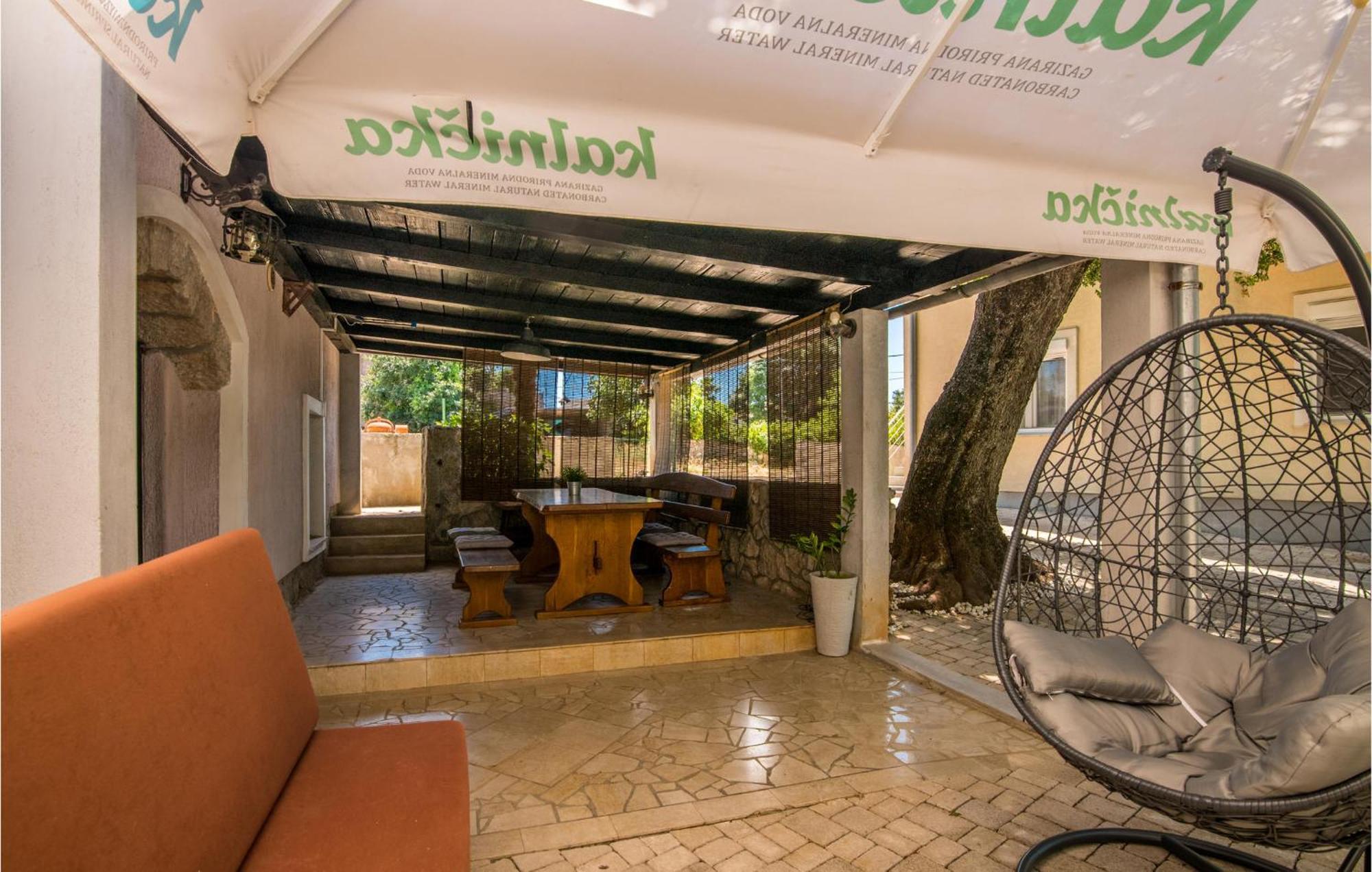 Amazing Home In Malinska Dubasnica With Wifi Exterior foto